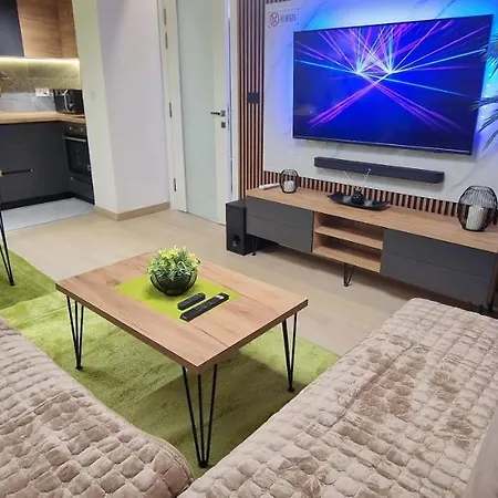 Luxury & Modern