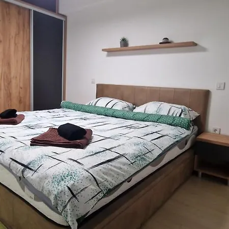 Luxury & Modern Apartamento Escópia